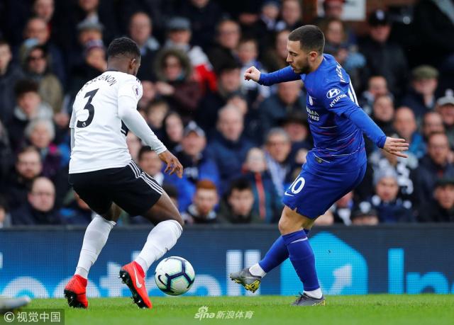 为什么本垒板后方的草皮较硬