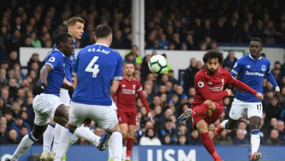 交易流言大盘点：四队觊觎浓眉哥，库明加或将留队，西部三强盯上怀特